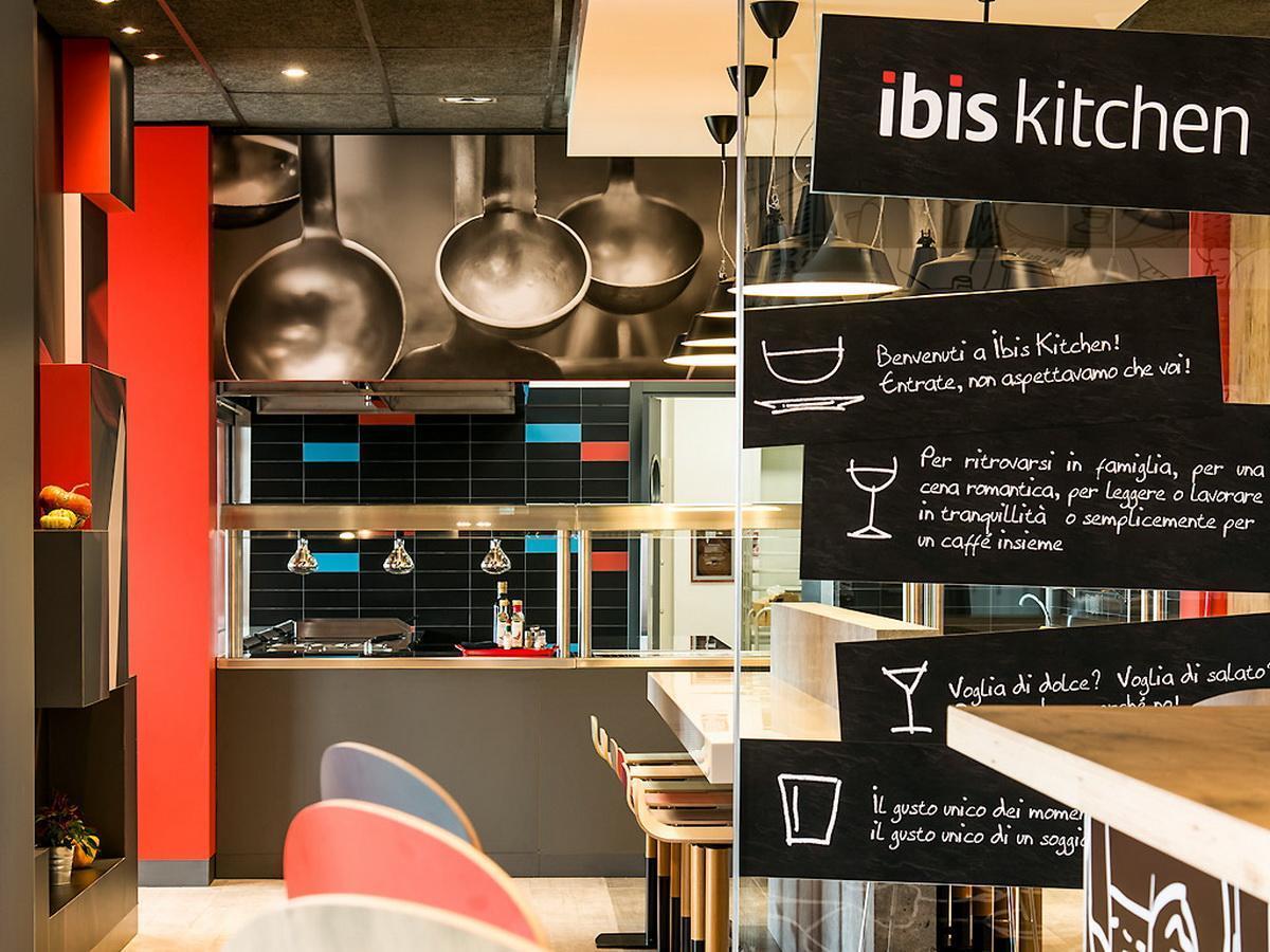 Ibis Milano Fiera Hotel Lainate Exterior photo